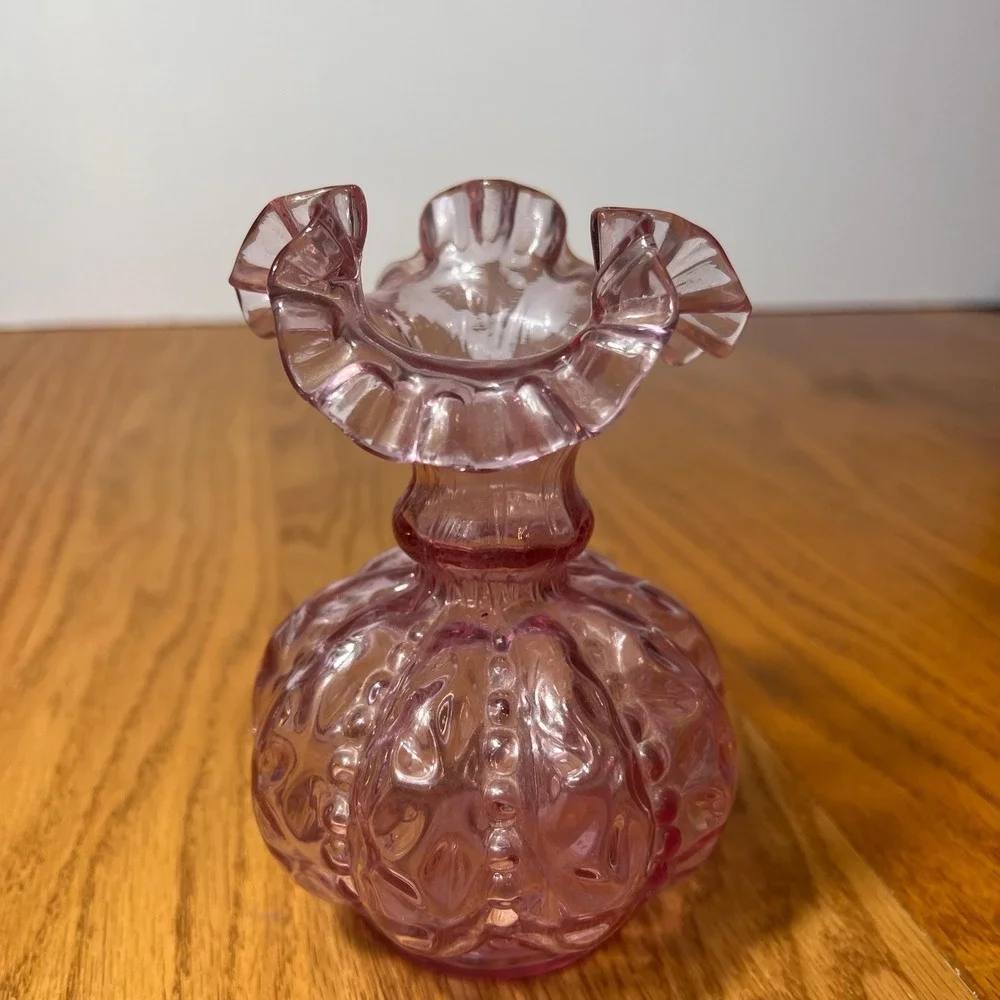 VTG Amethyst Glass Rose Bowl Vase Purple Ruffled Trumpet Vase Cottage bud vase